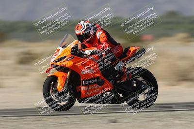 media/Dec-01-2025-Moto Forza (Mon) [[2daa91e15f]]/1-Advanced Group/Session 3 Turn 3 Exit Bump Pans/